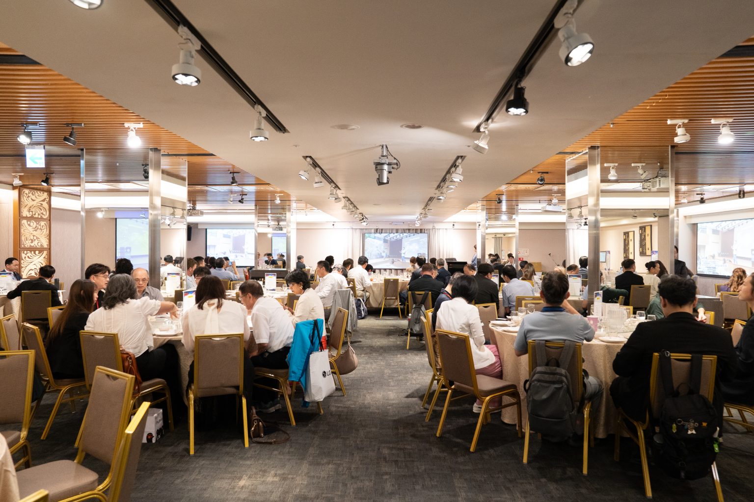 台灣學聯與學術交流基金會交流臺美高等教育及人才培育合作