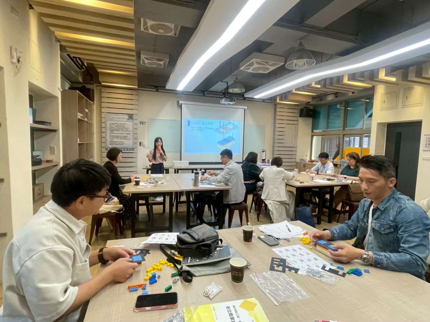 台灣學聯與無限發展教育協會共同宣布推出新型態「主任準校長培訓課程」。 台灣學聯提供
